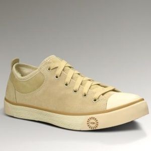 ugg evera suede